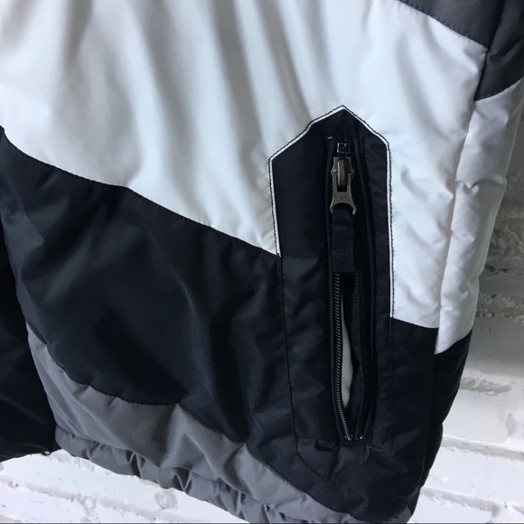 Burton Dayride Snowboarding Jacket - Picture 3 of 7